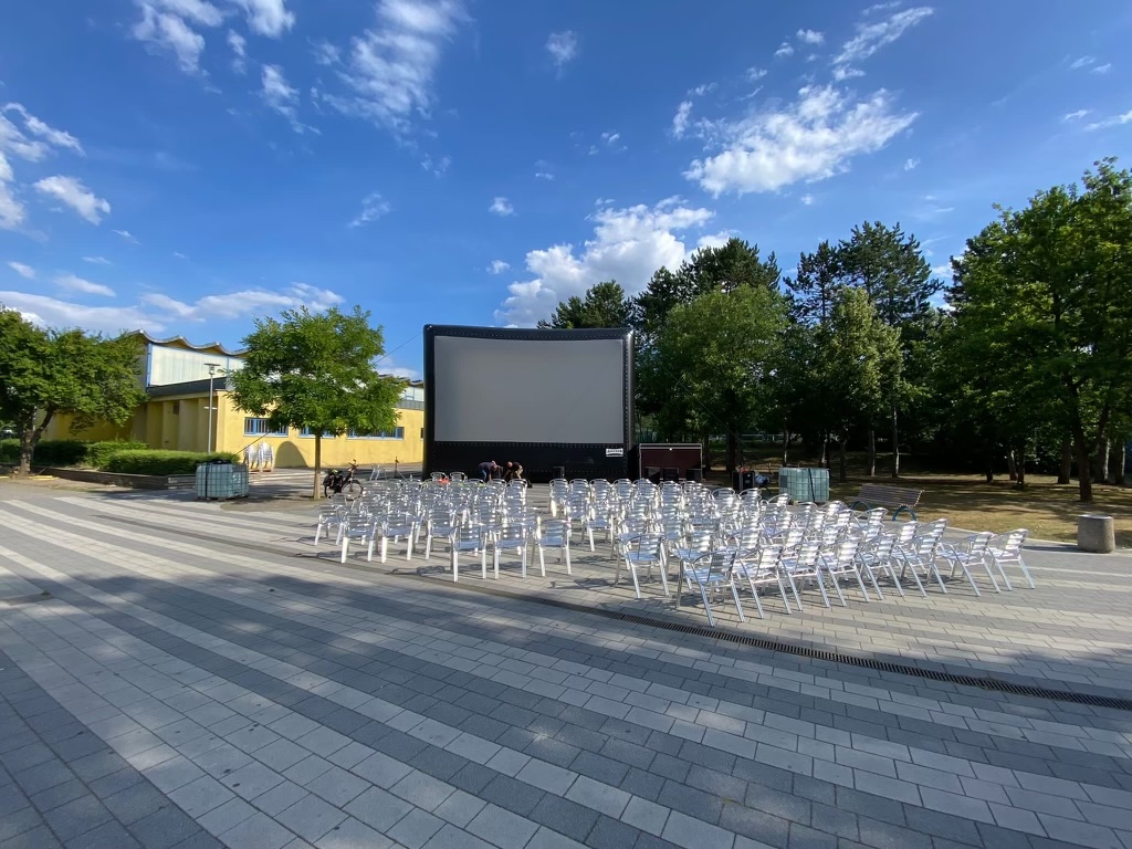 Sommerkino im Schulhof