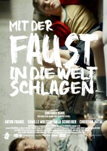 MIT DER FAUST IN DIE WELT SCHLAGEN